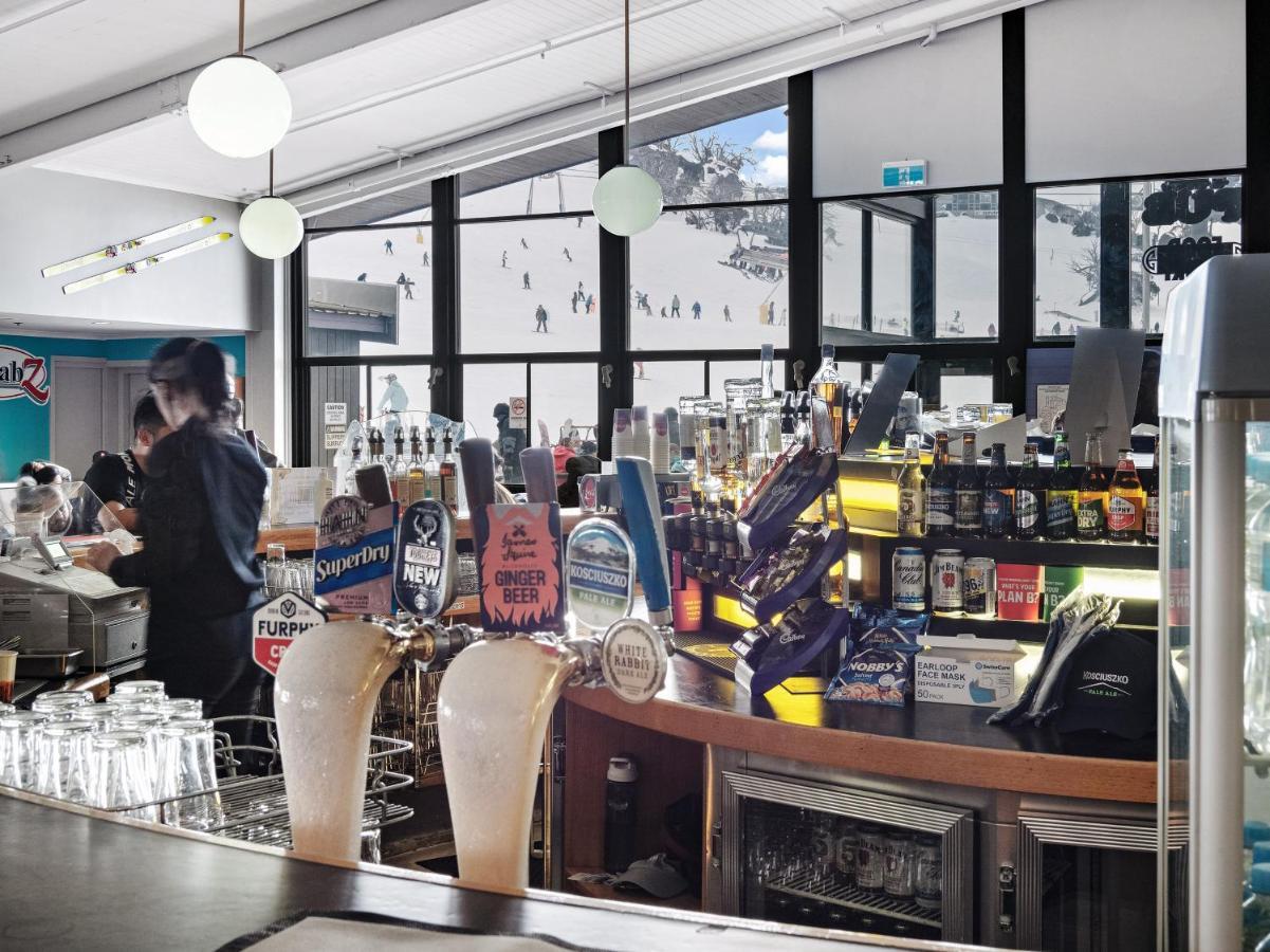 Perisher Manor Hotel Perisher Valley Bagian luar foto