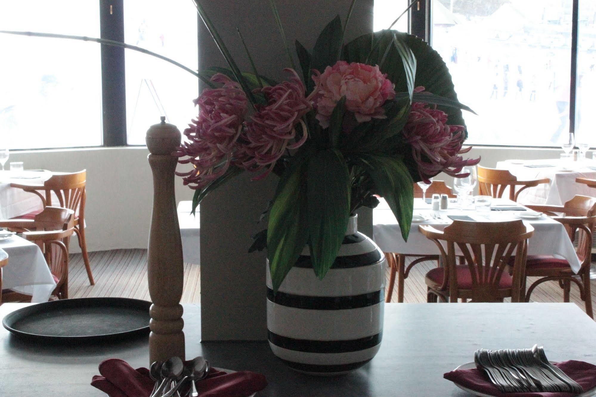 Perisher Manor Hotel Perisher Valley Bagian luar foto
