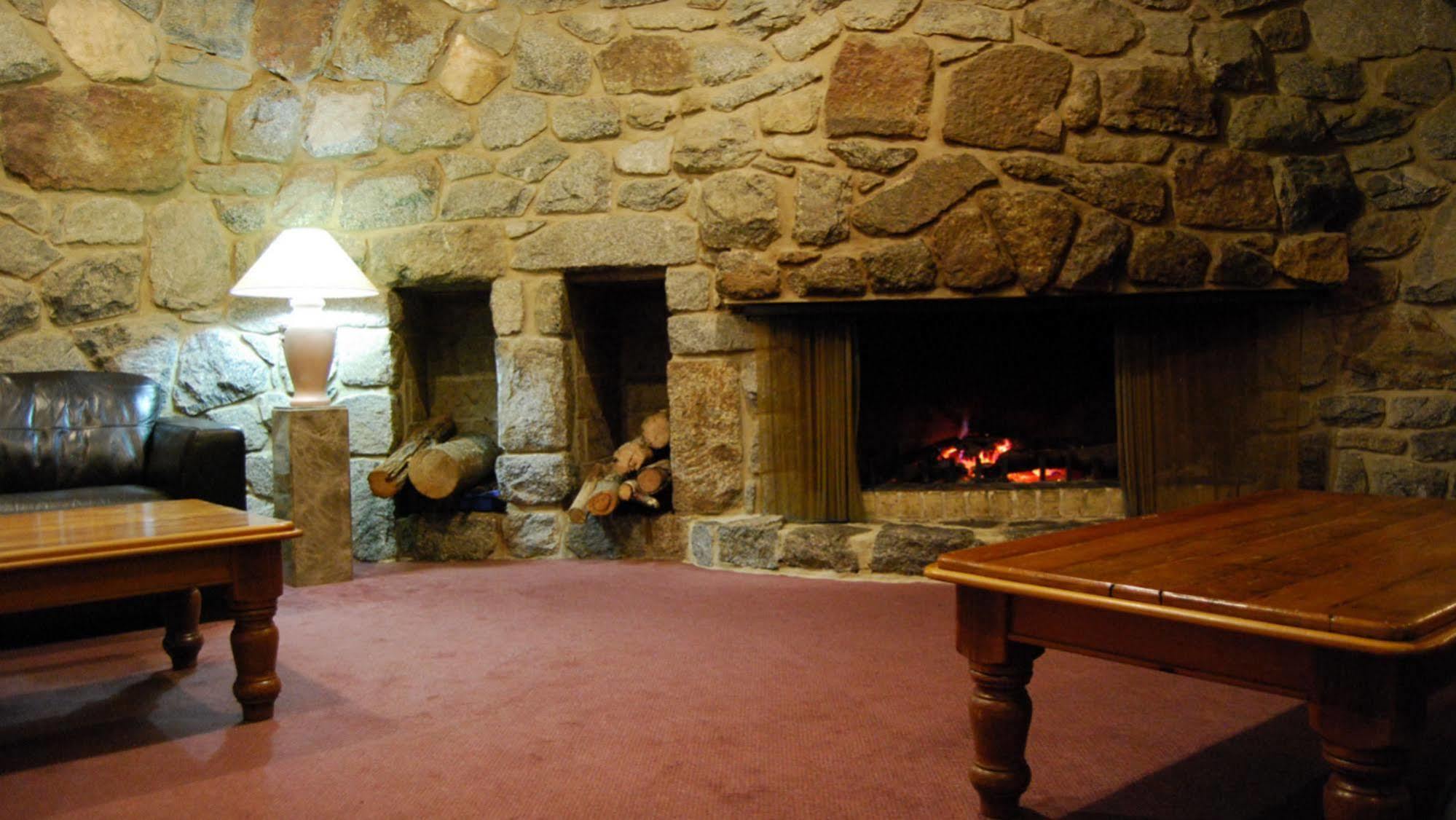 Perisher Manor Hotel Perisher Valley Bagian luar foto